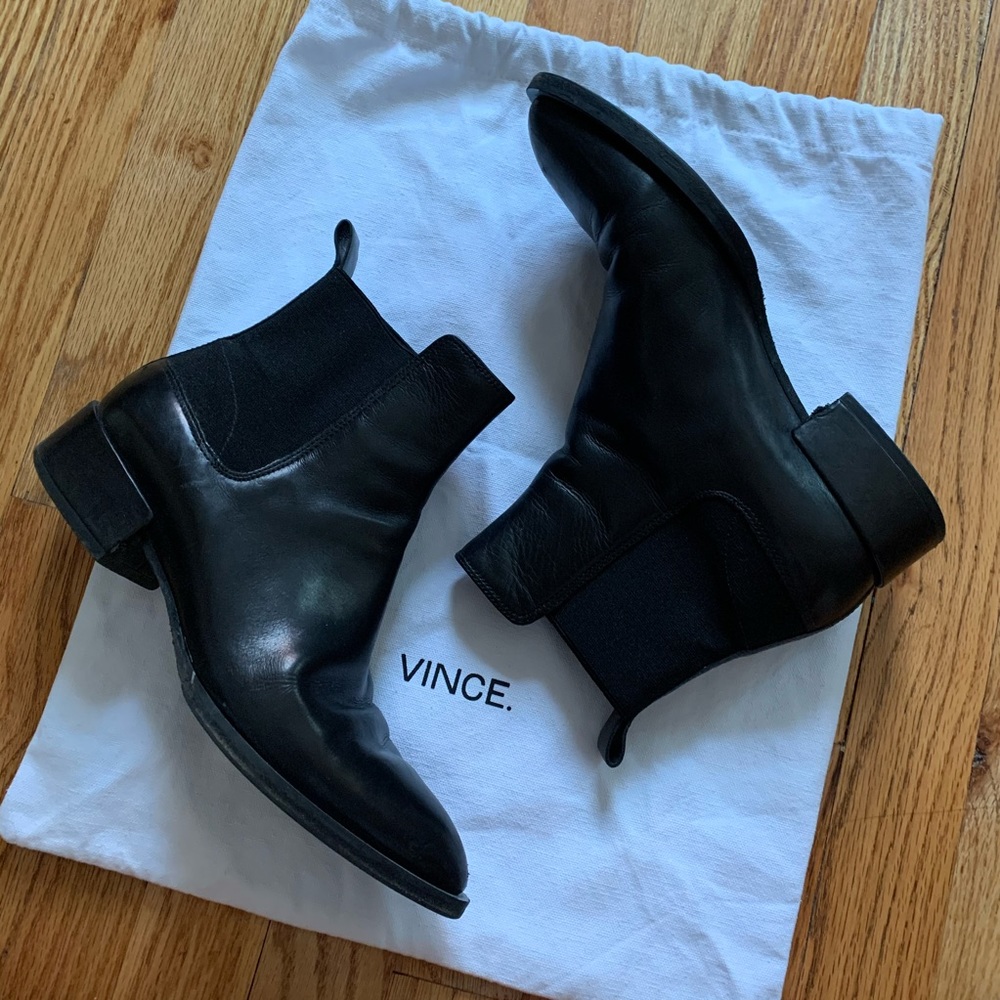 Vince Yarmon Black Chelsea Ankle Boots